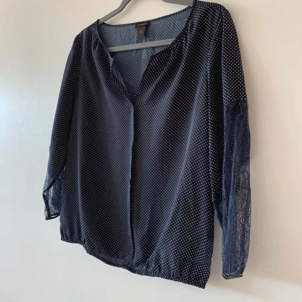 Ann Taylor Navy Microdot Popover Tunic Lace Woman’s Size Small Spring Top Preppy - Picture 10 of 10